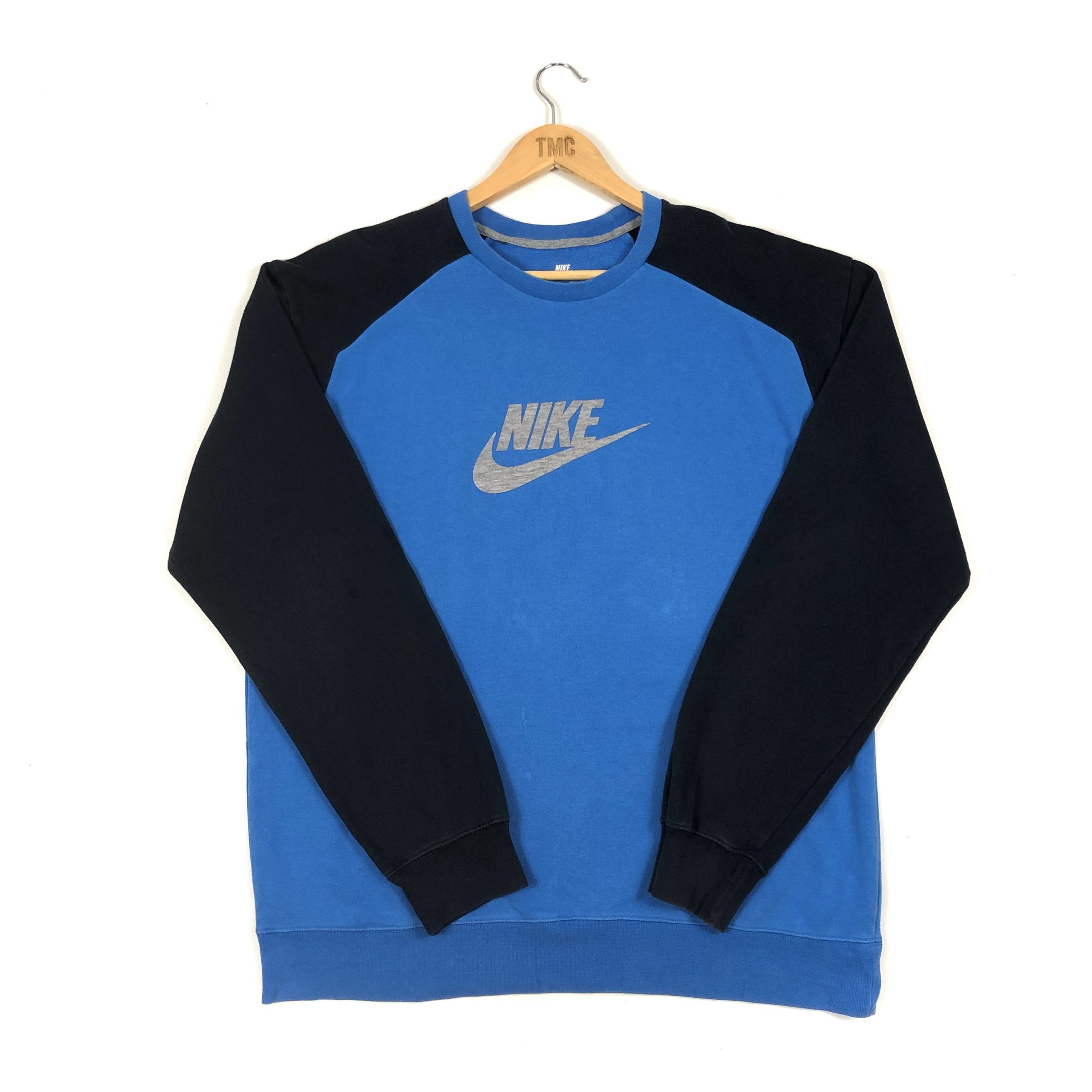 Nike Big Logo Contrasting Sweatshirt - Blue - XL - TMC Vintage ...