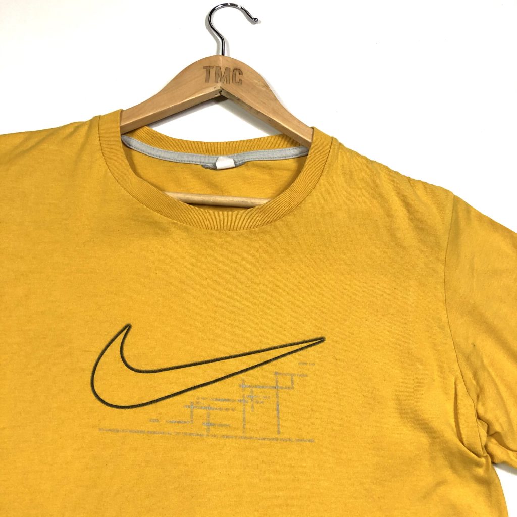 Nike Big Swoosh T-Shirt - Yellow - M - TMC Vintage - Vintage Clothing