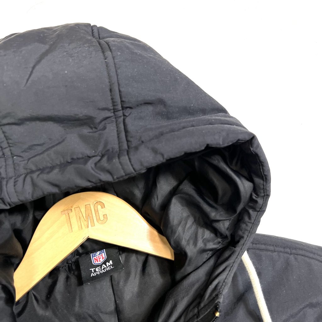 vintage clothing usa nfl oakland raiders black hooded puffer jacket
