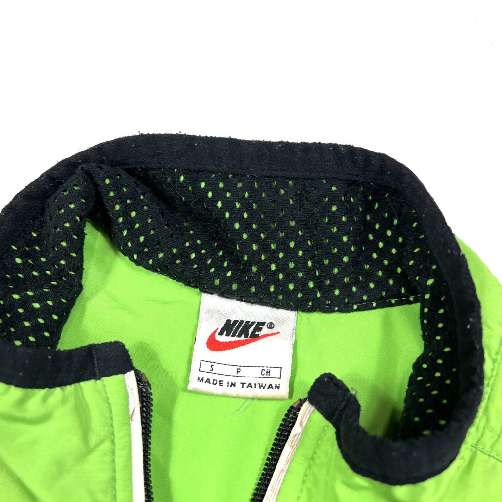 vintage nike green zip-up lightweight gilet with swoosh logo