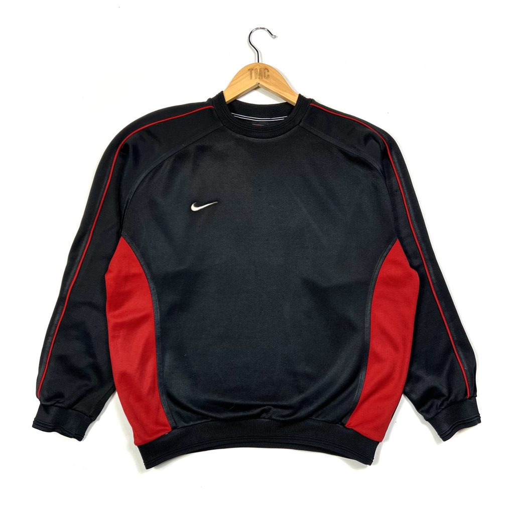 nike swoosh clothing