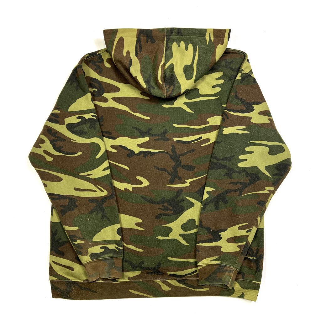 vintage thrasher branded green camouflage pattern hoodie with printed logo