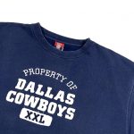 embroidered ‘dallas cowboys’ spell out on vintage nfl sweatshirt
