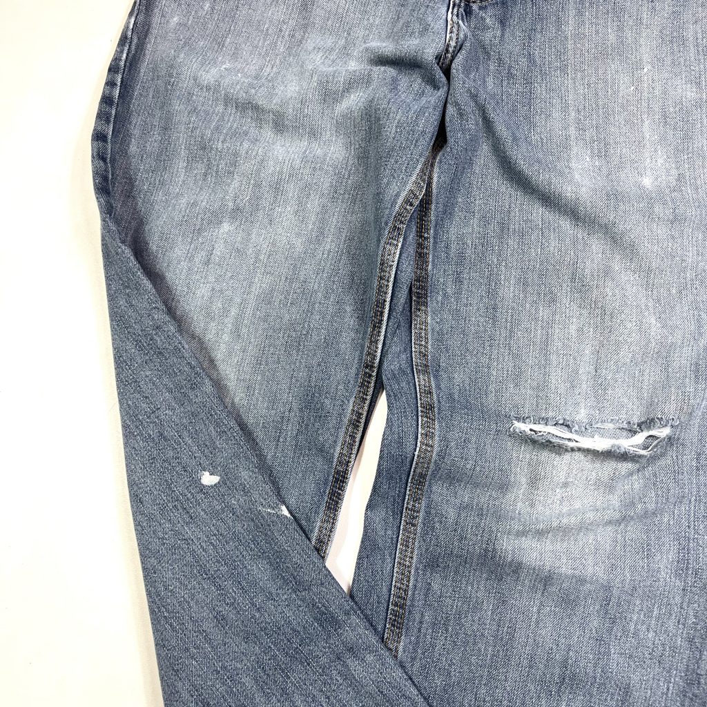 carharrt vintage ripped blue denim jeans